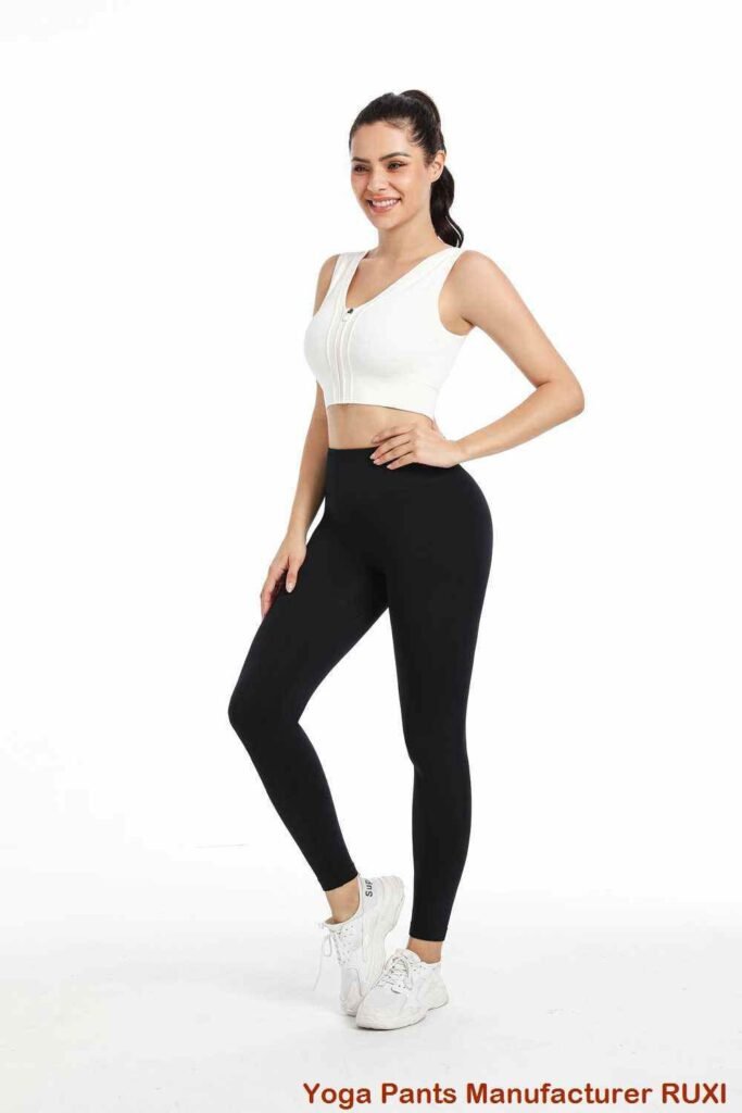 черни бързосъхнещи шорти Ruxi bg3322